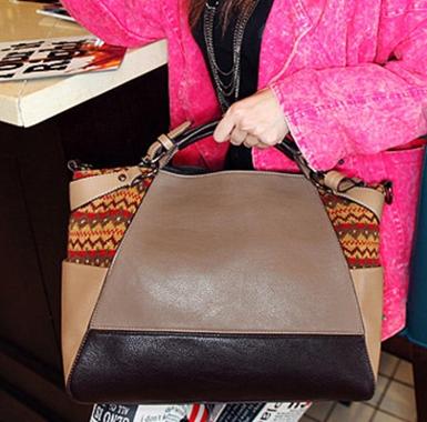 หมดค่ะ กระเป๋าMaomao รุ่น M02-142 กระเป๋าแฟชั่นเกาหลี งานสวยของแท้ 100% จากMaomao ค่ะ 